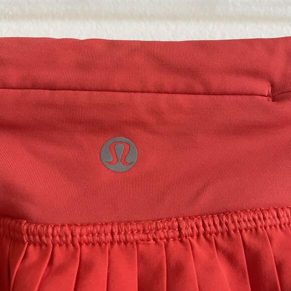 Women's Red Pleated Shorts - Picture 4 of 7